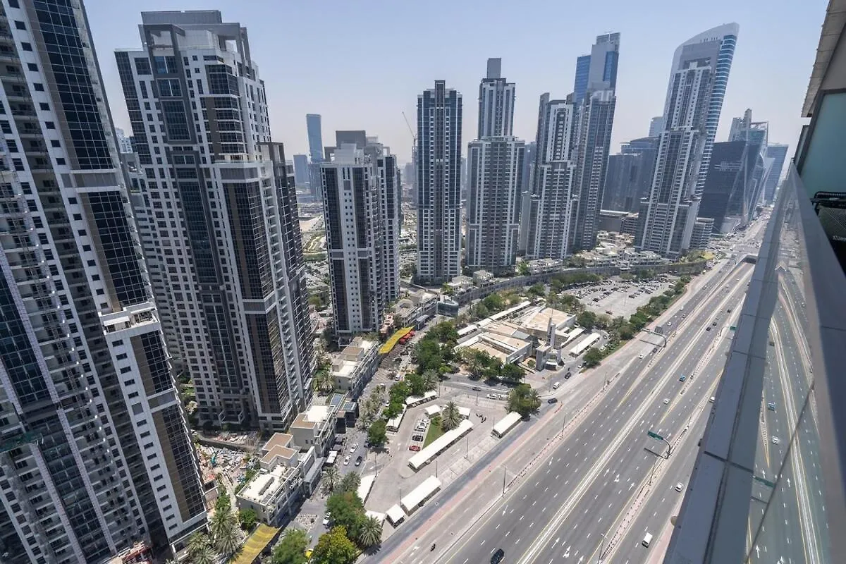Modern 2Br Apartment Perfect For 4 In Business Bay Dubai